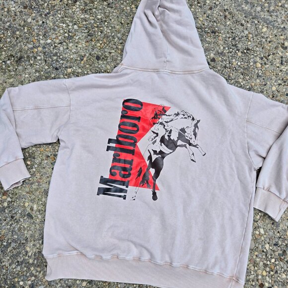Vintage Cigarette Marlboro Graphic Round-Up Retro Horses Western Hoodie Sweater - Picture 3 of 8